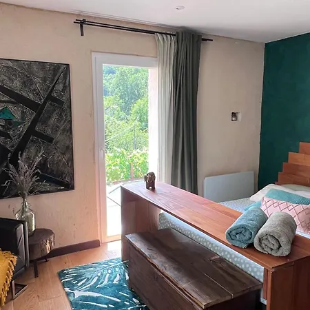Avec Piscine Au Dessus Des Cinque Terre Bed & Breakfast 3*